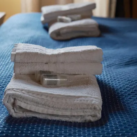 Conte Spencer ベッド・アンド・ブレックファスト 4*