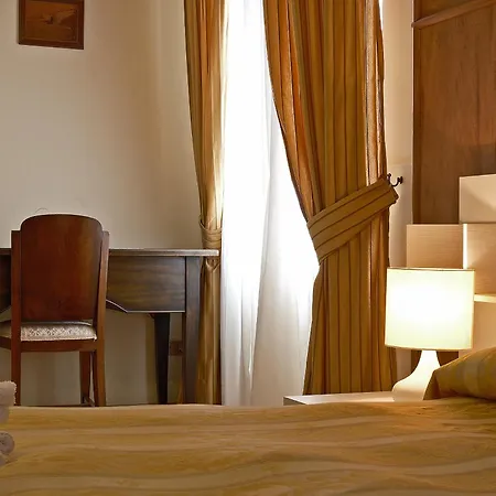 ベッド・アンド・ブレックファスト Conte Spencer 4*