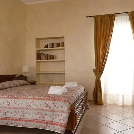 Conte Spencer カゼルタ・ヴェッキア